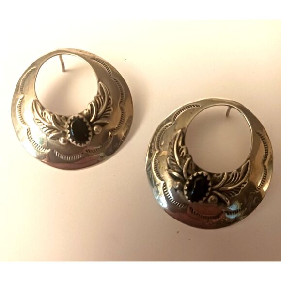 Navajo Native American Vintage Stamped Onyx Earrings (1607) - Picture 2 of 6